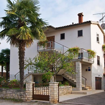 Appartamento Maria Porec Esterno foto