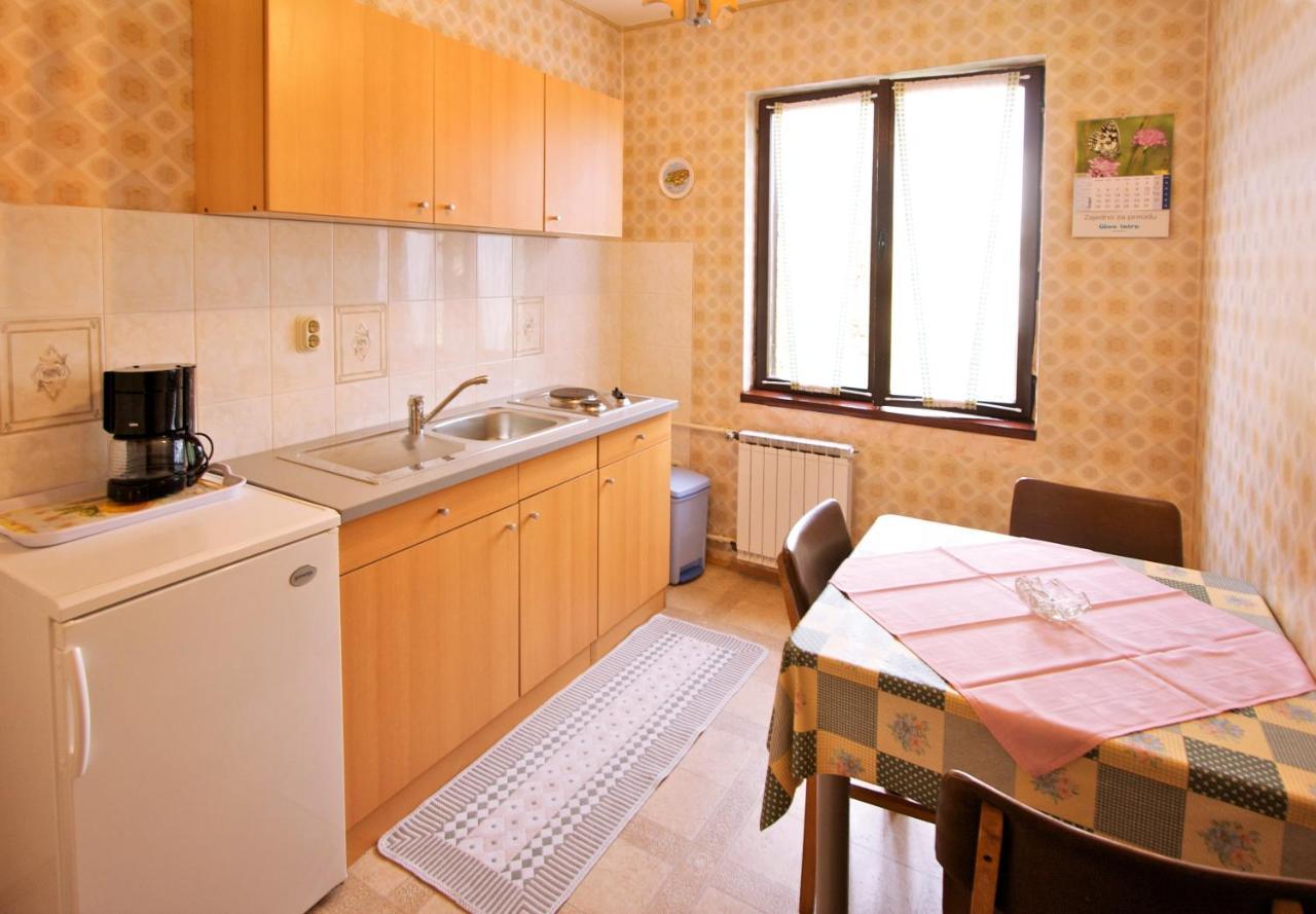 Appartamento Maria Porec Esterno foto